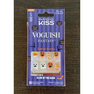 NIP Kiss Voguish Fantasy Halloween Short Almond #93144 Glow In The Dark Glue Inc